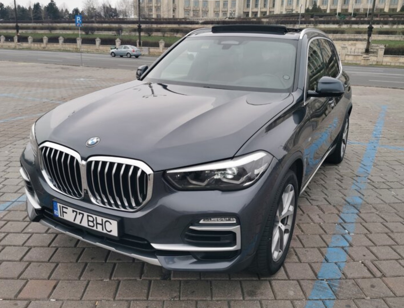 Vand-Auto-BMW-X5